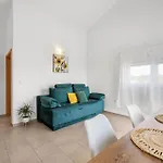 1 Bedroom Cozy In アパート