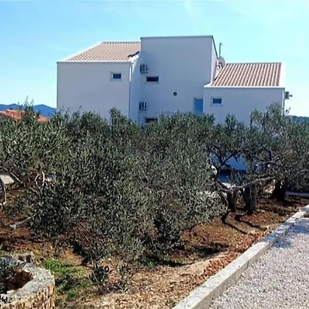 1 Bedroom Cozy In * יזרה